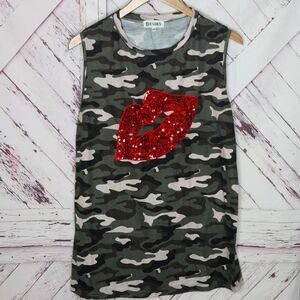 Pesion Sequins Kiss Camouflage Tank Top